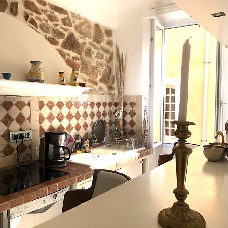 Appartement De Charme Au Coeur De Saint-Tropez Exterior photo