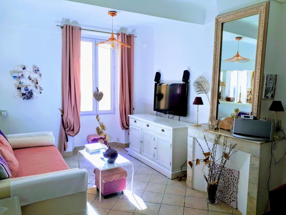 Appartement De Charme Au Coeur De Saint-Tropez Exterior photo